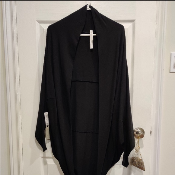 Aritzia the Babaton group Cocoon Cardigan Size XXS - Picture 5 of 11